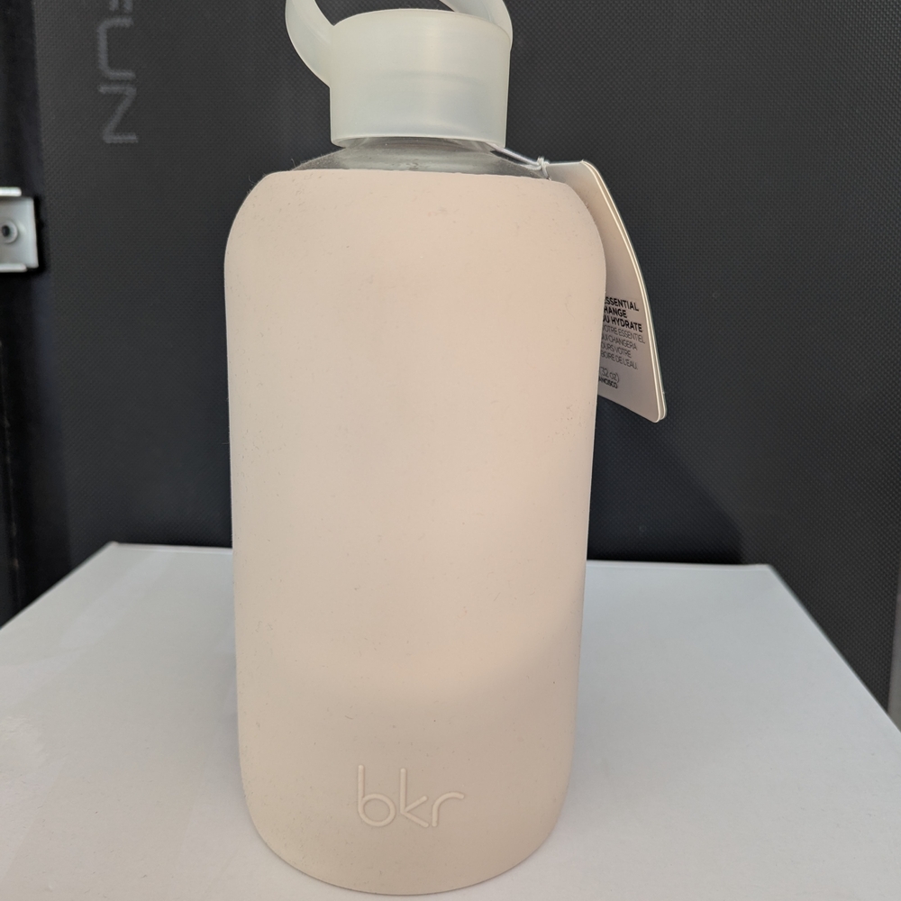 bkr Big Doe Creme Water Bottle